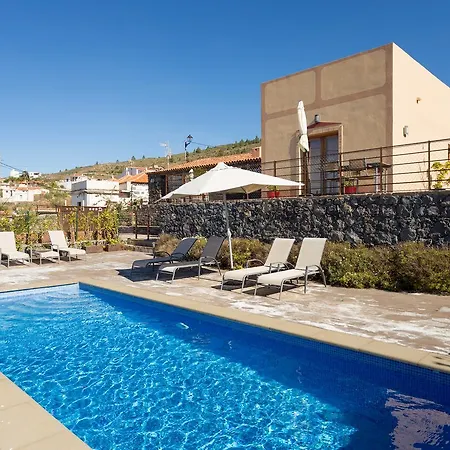 Casa Erques I Y Ii Гиа-де-Исора