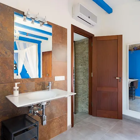 Casa Erques I Y Ii * Гиа-де-Исора